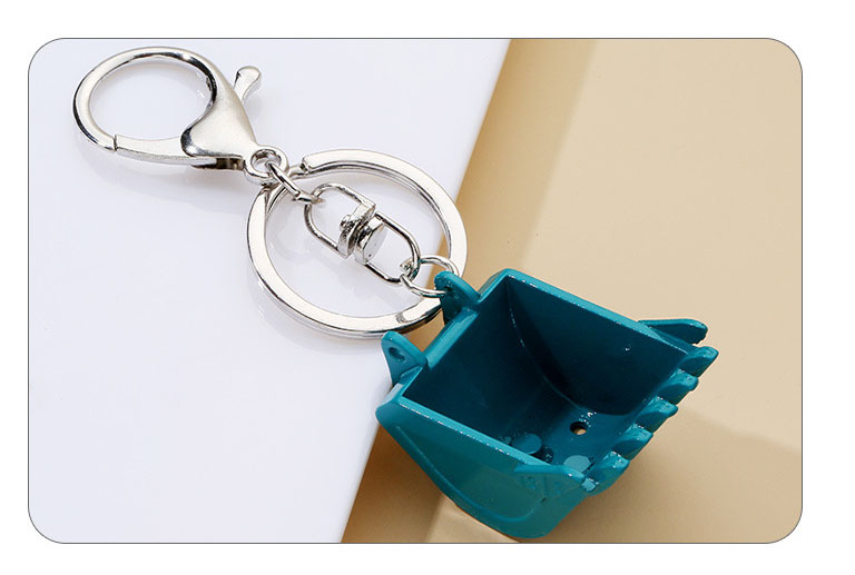 سلسلة مفاتيح حفارة معدنية إبدا - مراجعة Heavy Equipment Keychain وسعره