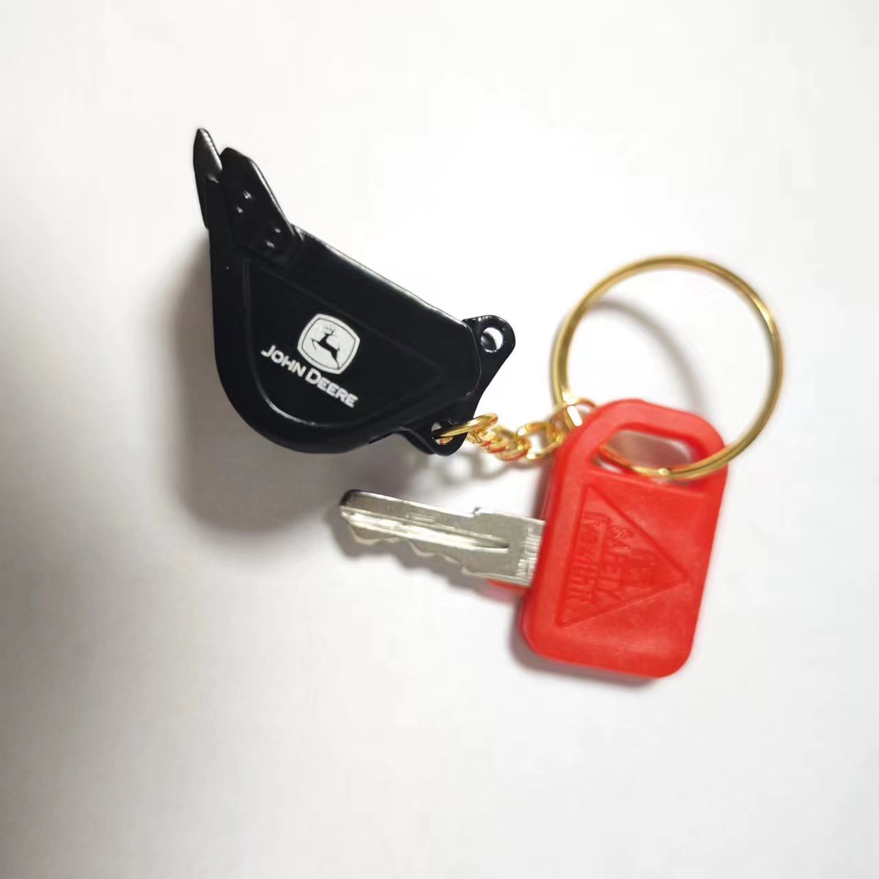 سلسلة مفاتيح JDR لحفارة John D - مراجعة Heavy Equipment Keychain وسعره